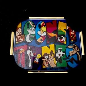 Lonny tunes picture in frame